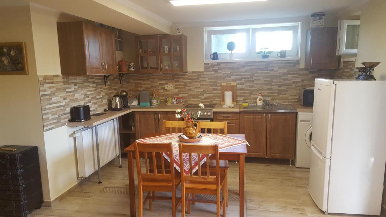 Gyoengyvirag Apartman Keszthely Extérieur photo