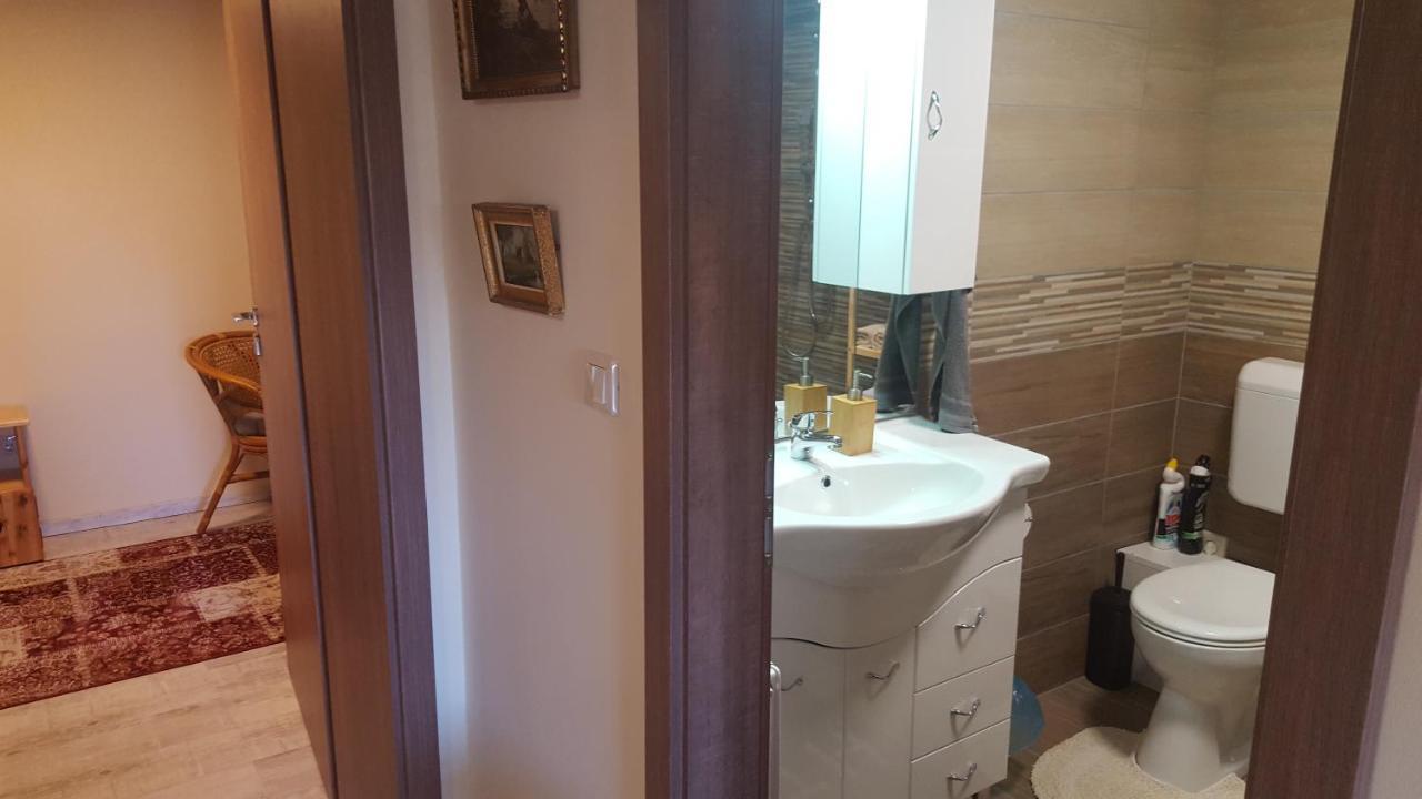 Gyoengyvirag Apartman Keszthely Extérieur photo