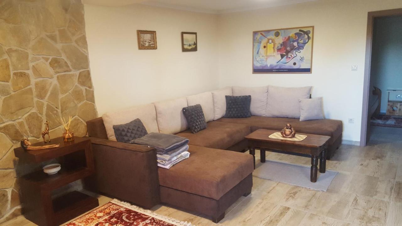 Gyoengyvirag Apartman Keszthely Extérieur photo